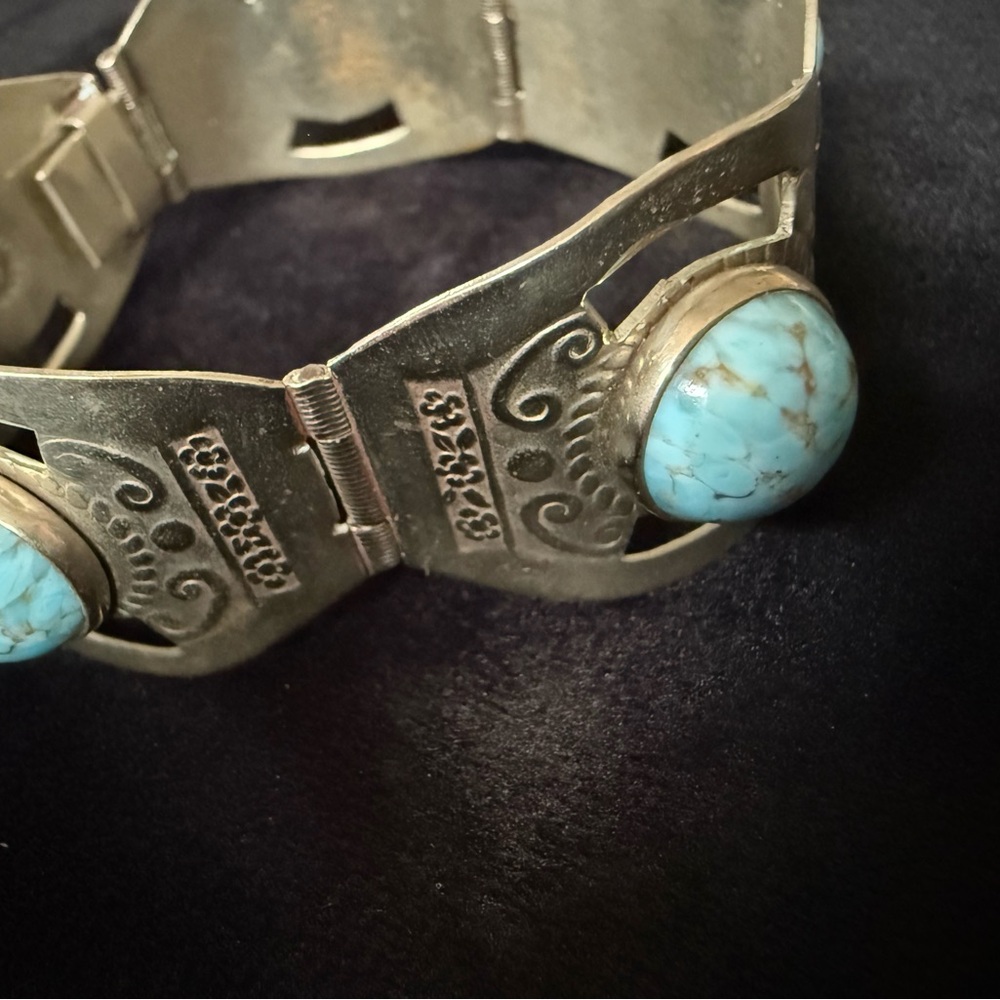 Vintage Taxco Mexico Sterling Silver with Turquoise Link Bracelet